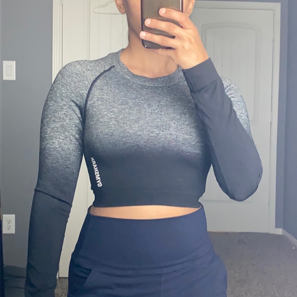 Gymshark ombré long sleeve crop top